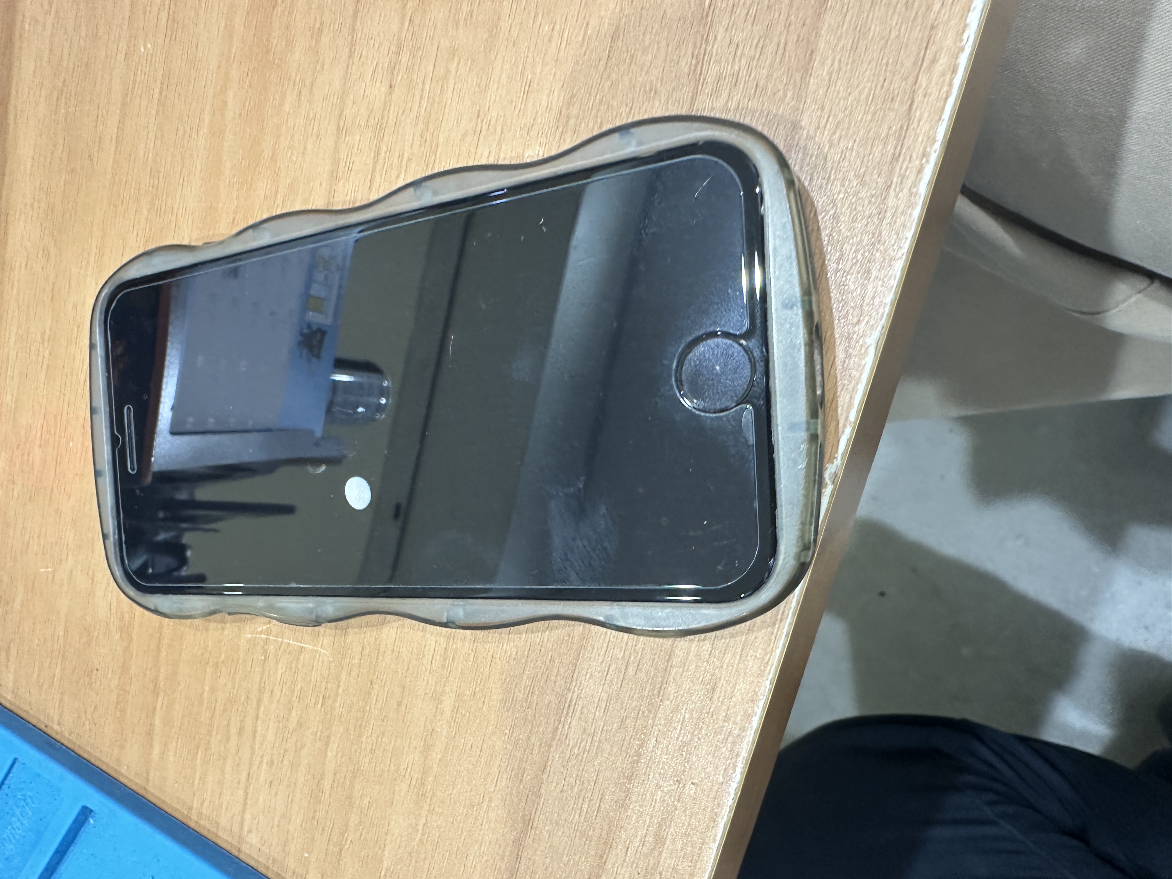 スマホを守る最強の選択！今話題のガラスコーティングとは？【スマホクリニック天神】