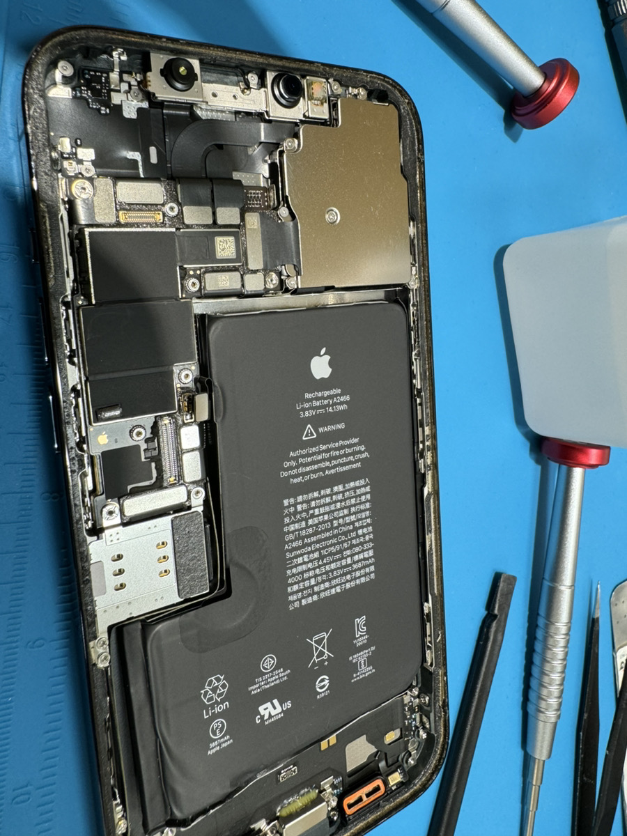 iPhone12ProMaxバッテリー交換可能です！