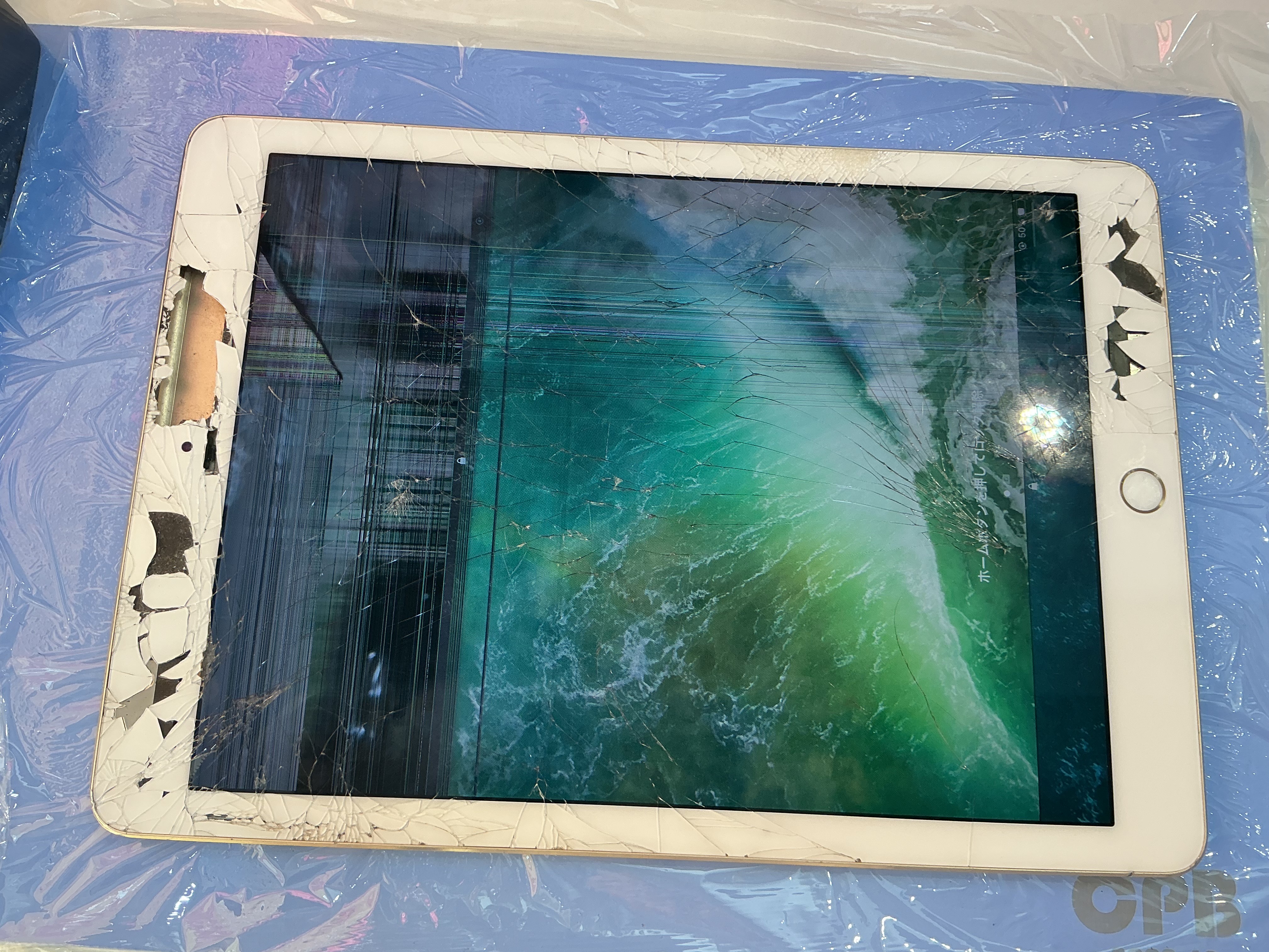 iPadPro9.7の画面修理をしました！