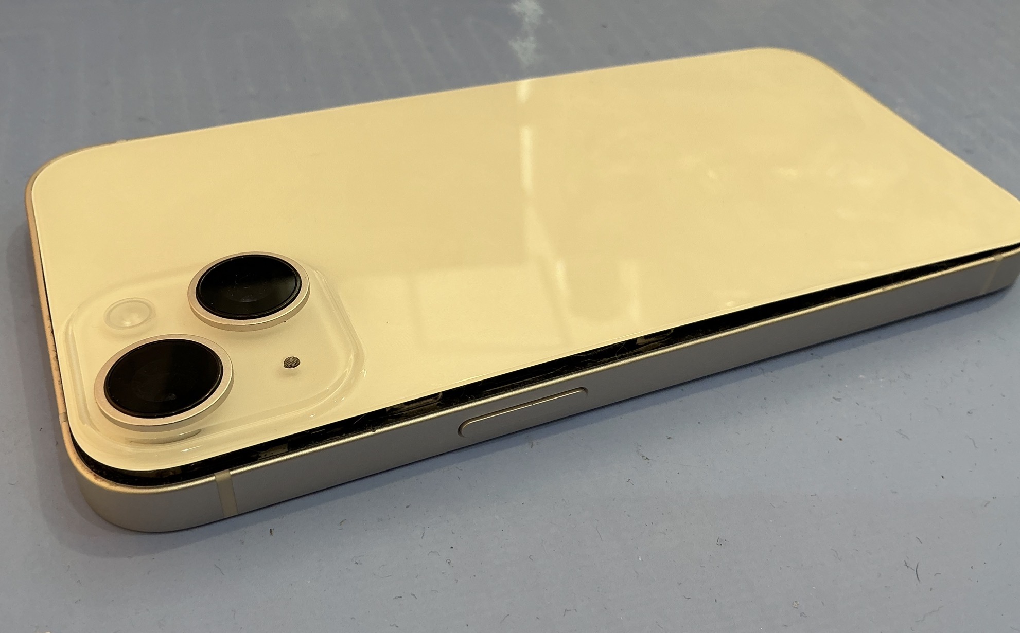 バッテリー膨張のため交換を行いました！