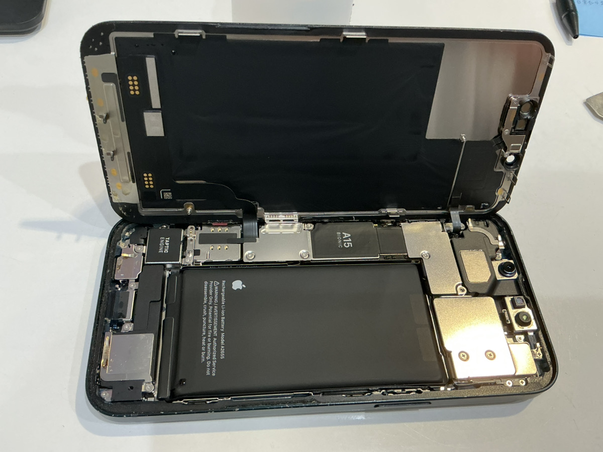 小田原でiPhoneのバッテリーなら当店にお任せください！
