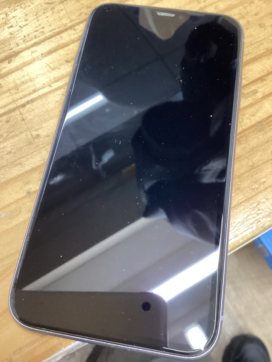 iPhone11の画面交換を行いました！
