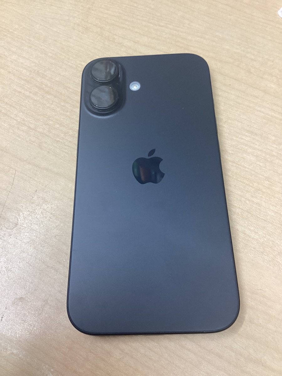 iPhone17のお買取を行いました