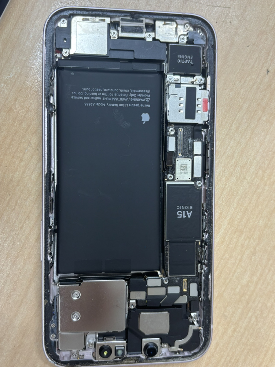 iPhone13の水没端末修理