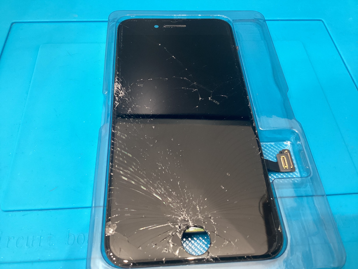 【iPhoneSE3】パネル交換