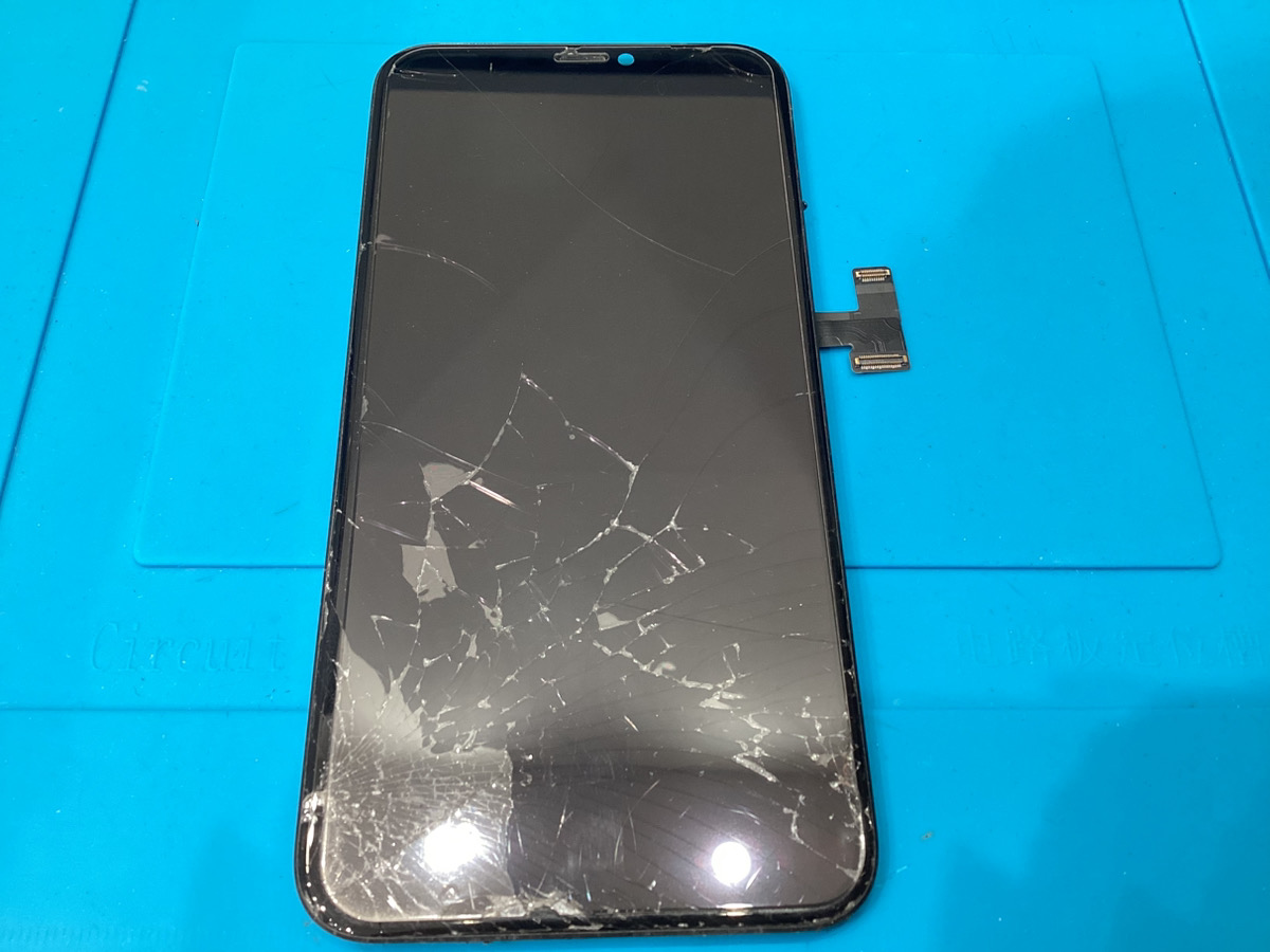 【iPhone11Pro】液晶不良