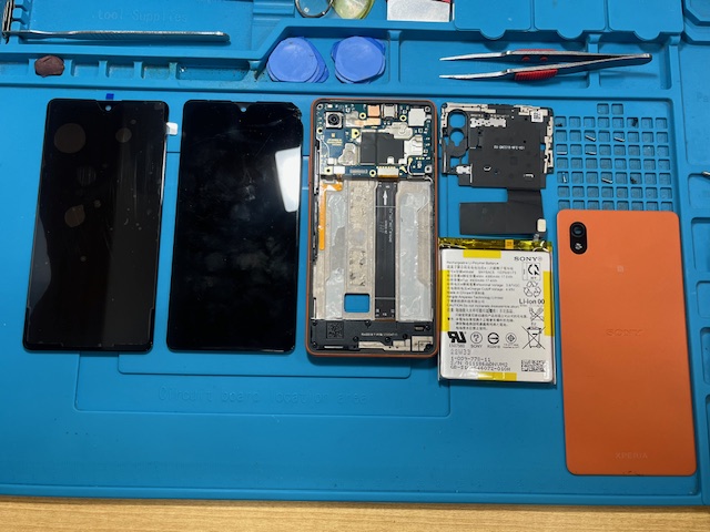 Xperia AceⅢ 液晶交換